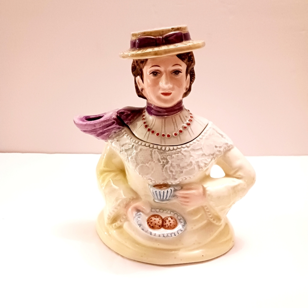 Vintage Edwardian Lady Teapot by Omnibus, A Division of Fitz & Floyd